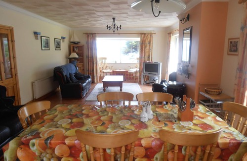 Kells House | Beautiful Ring of Kerry Residence with Ocean Views