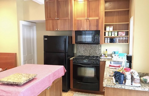 Center City West House | Beautiful Rittenhouse Square House 4 bedroom and 2 baths