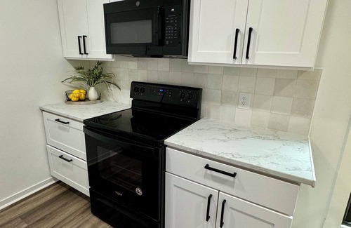 Branford Apartment | Beautiful river front studio with dock and adjacent boat ramp