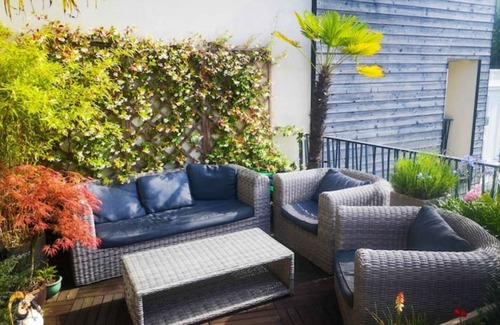 Chaville Apartment | ★ Beautiful Rooftop between Paris and Versailles ★