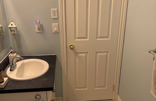 North Bay House | Beautiful Room, Comfortable Bed, South Facing Window