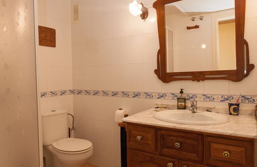 Playa de San Juan House | BEAUTIFUL ROOM FOR RENT WITH BATH IN URB. WITH POOL AND NEXT TO THE BEACH
