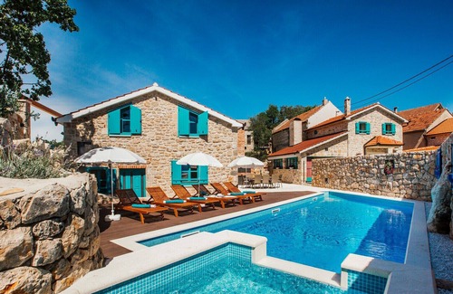 Prolozac Villa | Beautiful Rustic Villa Imota