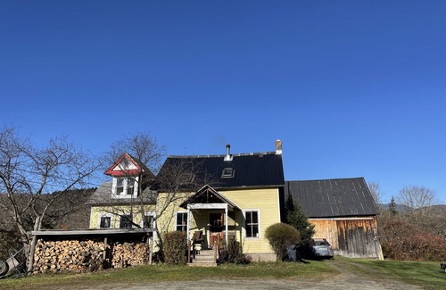 Worcester Other | Beautiful rustic farmhouse.Available for special HOLIDAY, decorated by request!