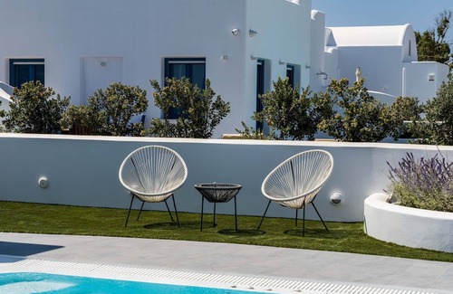 Karterados Villa | Beautiful Santorini Villa | 2 Bedrooms | Private Pool & Magical Sea Views |.