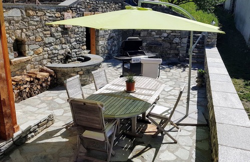 Les Chapelles Ski Chalet | Beautiful Savoy chalet, on a sunny slope and facing Les Arcs and La Plagne