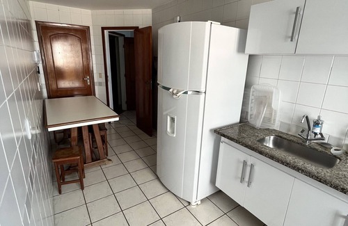 Guarapari Apartment | Beautiful sea-front apartment with 3 bedrooms and 2 parking spaces