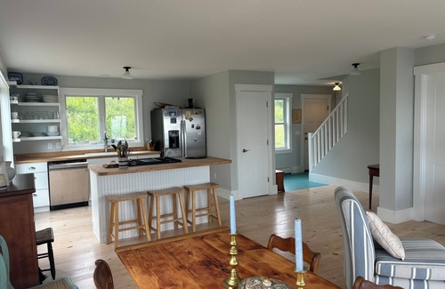 Tenants Harbor Cottage | Beautiful Seaside cottage with stunning views