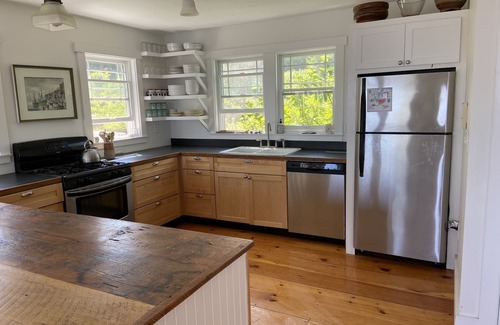 Tenants Harbor House | Beautiful Seaside Cottage with Expansive Ocean Views