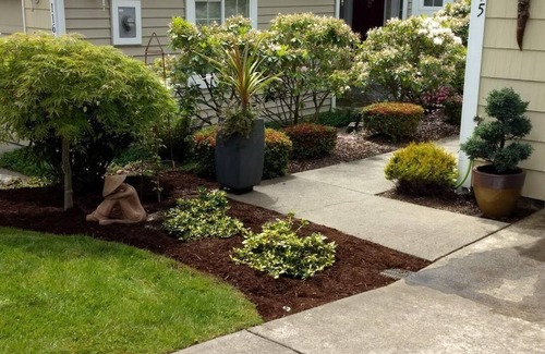 Silverdale House | Beautiful, secure, private townhouse in Silverdale.