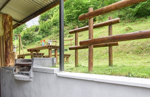 Lamon House | Beautiful semi-detached house, just outside the village of Lamon.