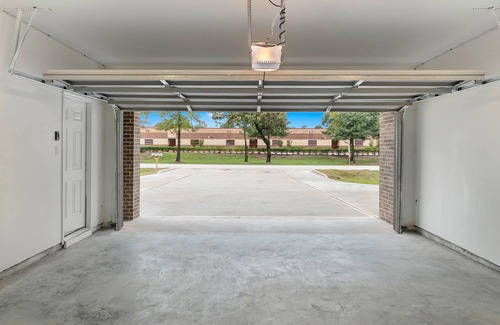 Humble Apartment | ✿Beautiful Single Family Home✿10 mins from IAH ✿ A