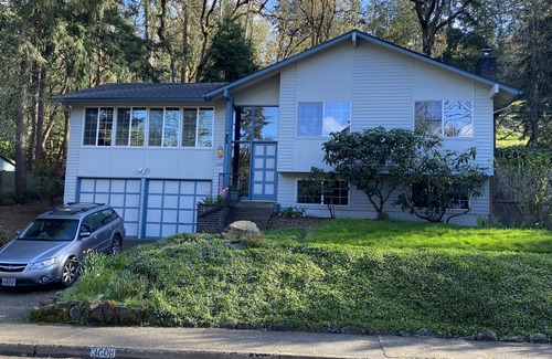 Western House | Beautiful Southwest Eugene Estate! 4 beds 3 baths ETC!