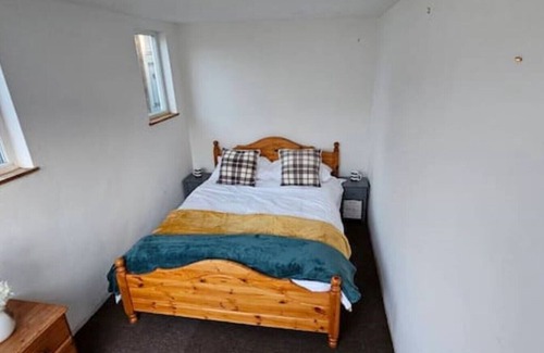 Bury St Edmunds House | Beautiful Spacious 4 Bed House