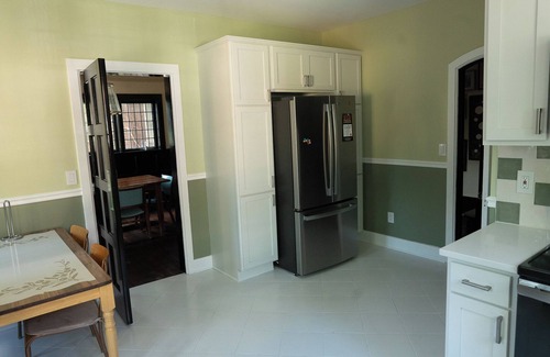 Detroit House | Beautiful Spacious 3 bdrm near Midtown