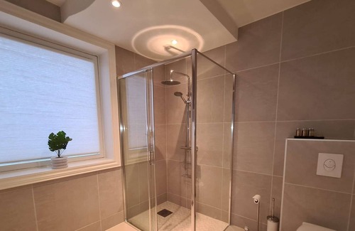 Stavanger House | ★ Beautiful, Spacious And Modern, 2-Bedroom, Near Center + Free Parking