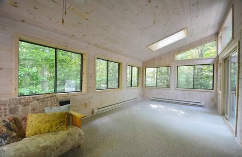 Sherwood Forest House | Beautiful Spacious Berkshire A-Frame Mountain House