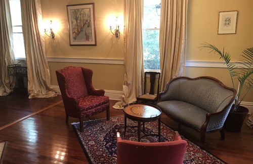 Natchez House | Beautiful, spacious center of Natchez - your home away from home