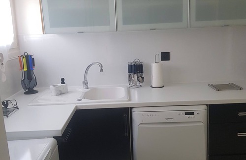 Fos-sur-Mer Apartment | BEAUTIFUL, spacious 70 M2 T3 APARTMENT for 4 people with lake view