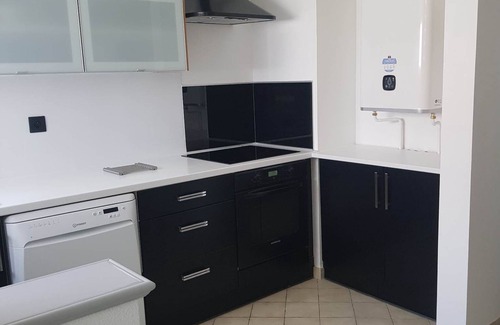 Fos-sur-Mer Apartment | BEAUTIFUL, spacious 70 M2 T3 APARTMENT for 4 people with lake view