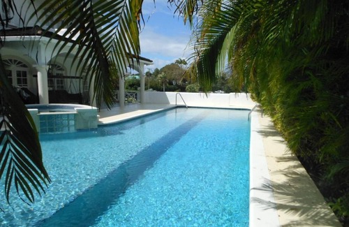 Paynes Bay House | Beautiful spacious holiday home with private shared pool near Sandy Lane
