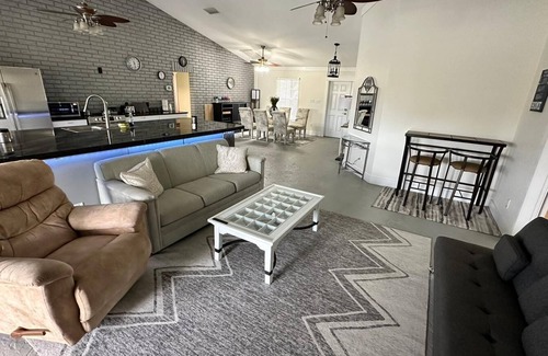 Placid Lakes House | Beautiful spacious and unique house on canal close to Lake June, family friendly