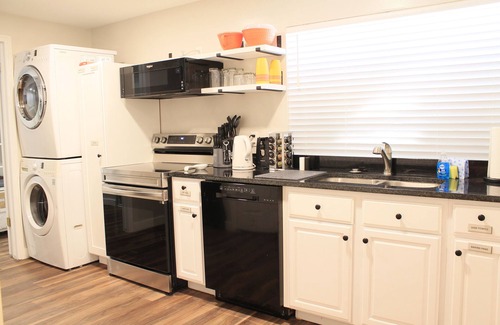 West Jordan House | Beautiful, Spacious Basement Suite, Sleeps 7