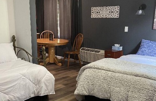 West Baden Springs Apartment | Beautiful Studio #3