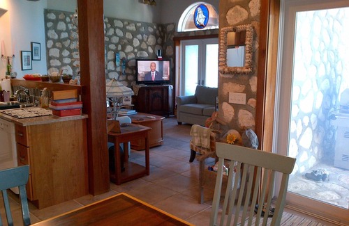 Orange Creek House | Beautiful stone, post and beam home in Shanna Bay