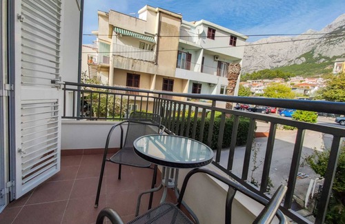 Makarska Apartment | Beautiful studio app, by the beach