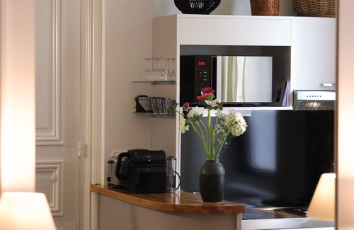La Rochelle City Centre Apartment | Beautiful Studio, comfort and design, hyper center (quiet street)