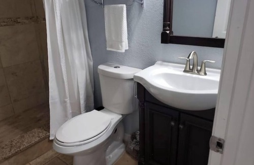 Limona Improvement Apartment | BEAUTIFUL STUDIO IN HEART OF BRANDONn