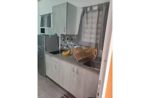 Les Abymes Apartment | Beautiful studio near the marina (#2)