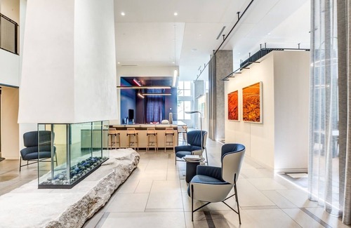 Columbus Park - Andrew Square Apartment | Beautiful Studio, perfect for Meditation and Relaxation