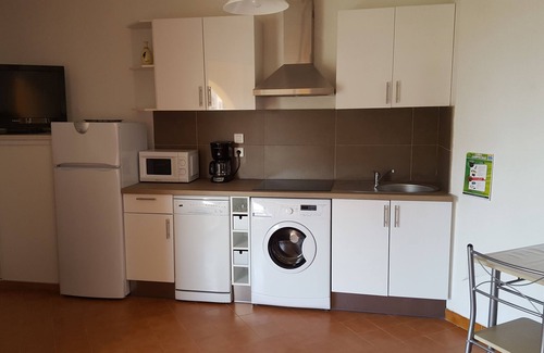 Algajola Apartment | Beautiful Studio with Terrace facing the Beach, Algajola, Village Corse, Seaside