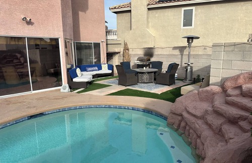 Fort Apache House | Beautiful Summerlin Escape - Desert Villa