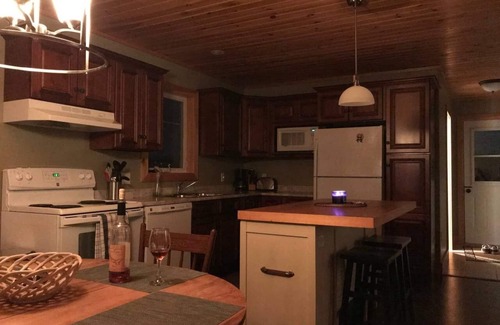 Clinton Cottage | Beautiful sunsets in Clinton. Close to Cavendish and other amenities.