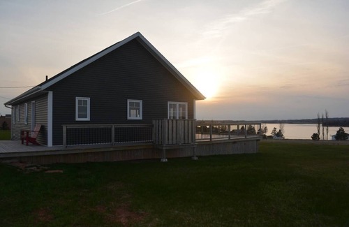 Clinton Cottage | Beautiful sunsets in Clinton. Close to Cavendish and other amenities.