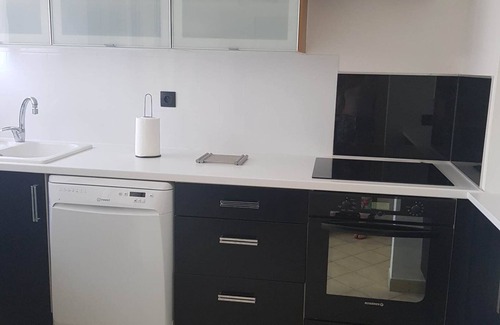 Fos-sur-Mer Apartment | Beautiful T3 Apartment for 4 People 70 M2 View of Etang de l'Estomac