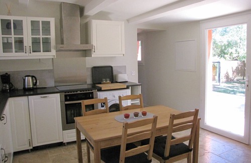 Le Beausset Cottage | Beautiful T3 gite in the heart of the vineyards 10 minutes from the beach