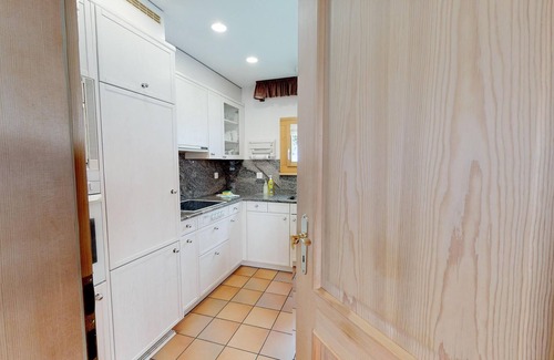 Champfer Apartment | Beautiful three-room apartment on the first floor with approx.
