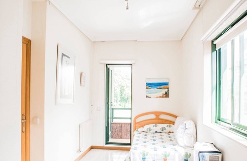 Alcabre Apartment | Beautiful Touristic Apartment in front of the Beach Samil 55. 2nd floor.