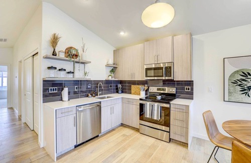 Downtown Boise House | Beautiful Townhome - Steps to Downtown Boise!