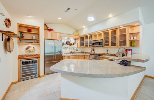 Crystal Bay House | Beautiful townhome w/lakeview, fireplace, mountain view, grill, & washer/dryer