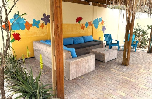 Willemstad Villa | Beautiful tropical villa with private pool, 5 minutes from beach and golf course