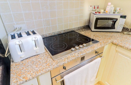 Mount Standfast Apartment | Beautiful Two Bedroom Apartment with Garden Views