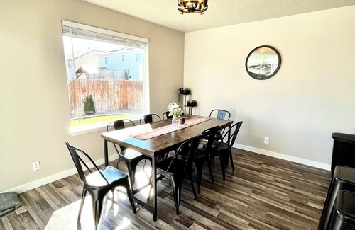Canyon County House | Beautiful two-story home within minutes of downtown Middleton.