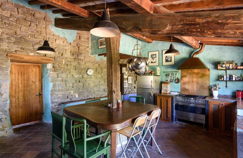 Citta di Castello House | Beautiful Umbrian Country House with Heavenly Views for Holidays, Yoga Retreats