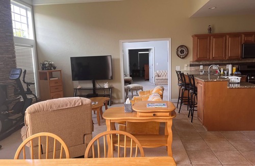 Highland Heights House | Beautiful updated spacious home located on the beautiful Stonewater Golf club .