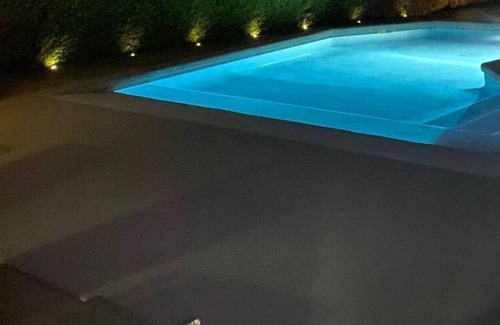 Les Maillans Villa | Beautiful villa with pool in secured domain